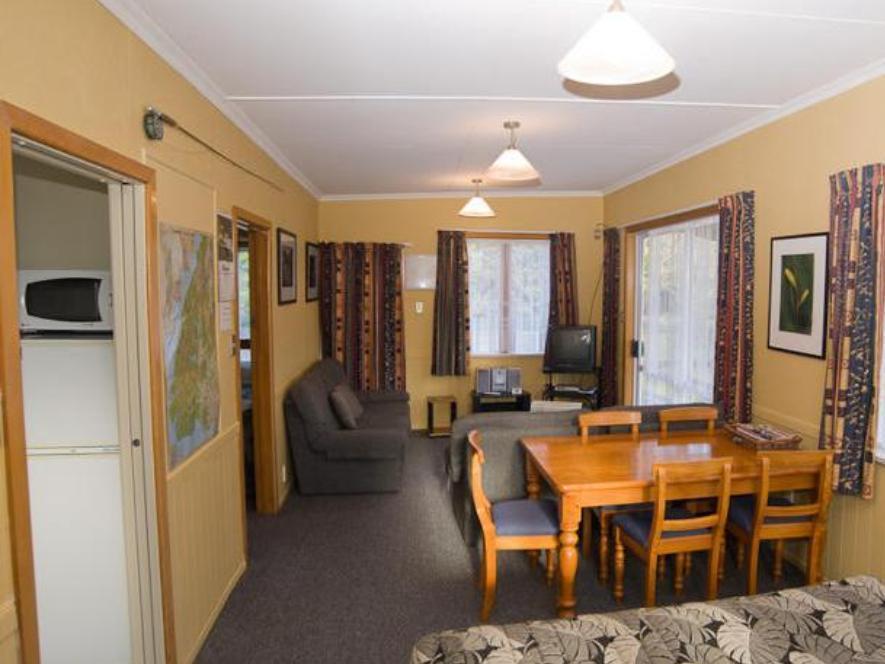 Accommodation Fiordland -The Three Bedroom House At 226A Milford Road Te Anau Zewnętrze zdjęcie