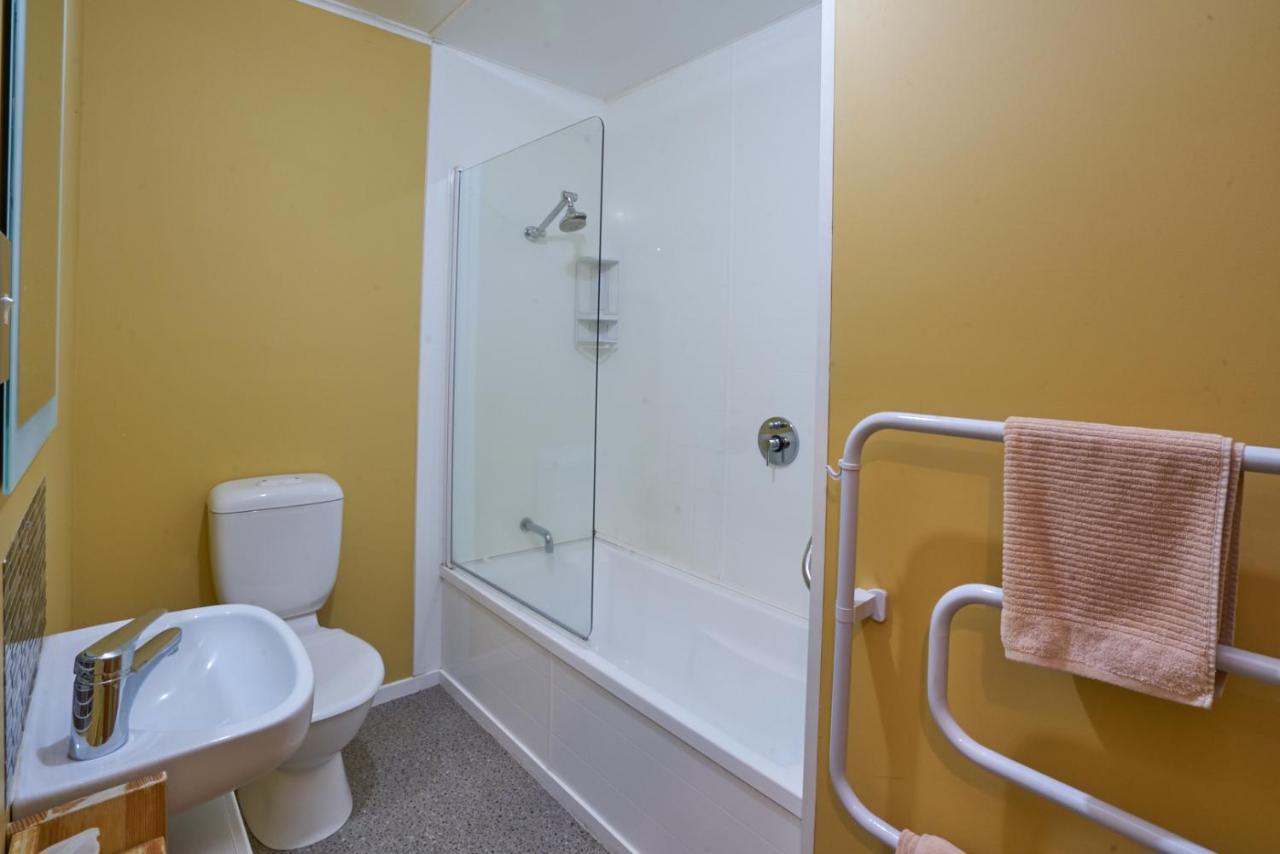 Accommodation Fiordland -The Three Bedroom House At 226A Milford Road Te Anau Zewnętrze zdjęcie